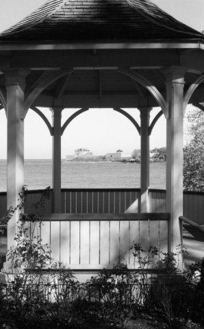 Looking at Fort Niagara